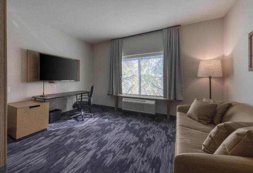 فندق Fairfield Inn & Suites By Marriott Charlotte Belmont