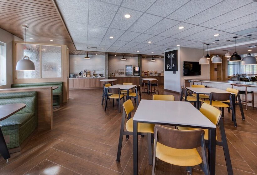 فندق Fairfield Inn & Suites By Marriott Charlotte Belmont