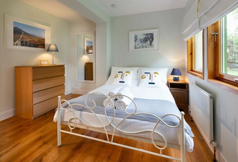Отель Glentruim Lodge Ecopod