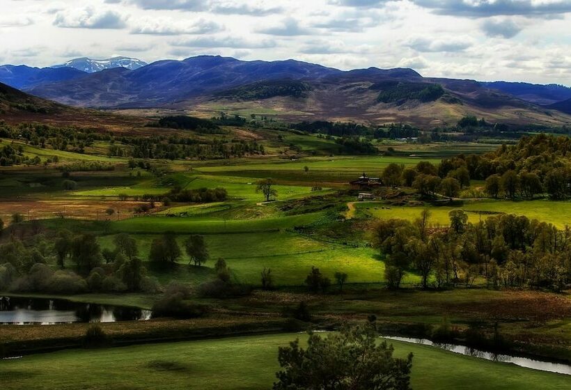 Отель Glentruim Lodge Ecopod