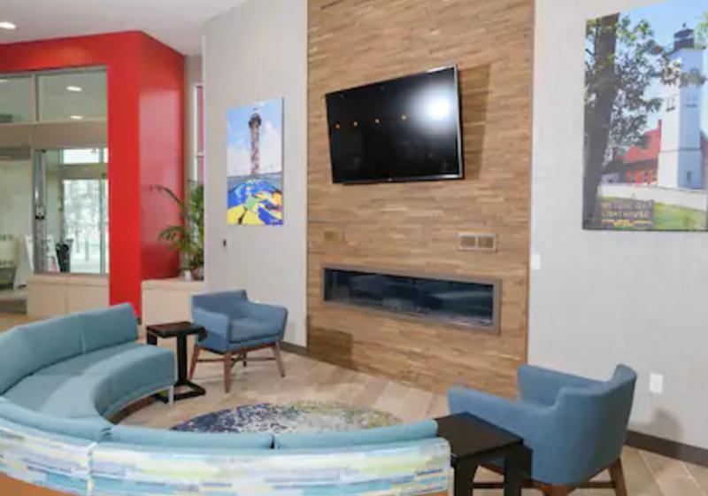 בית מלון כפרי Hampton Inn & Suites Erie Bayfront