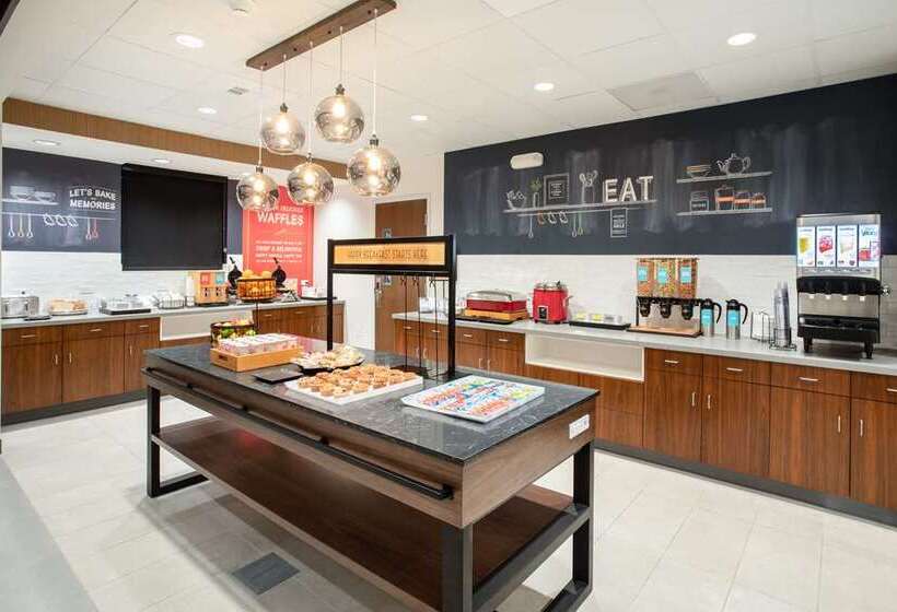 호텔 Hampton Inn & Suites Watsonville