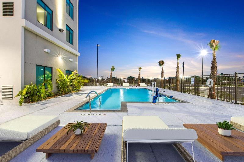 فندق Hilton Garden Inn Harlingen Convention Center