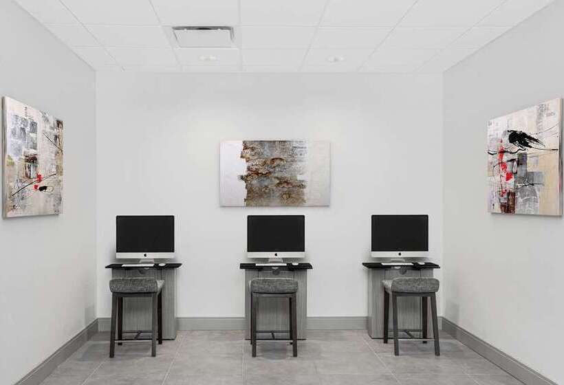 فندق Hilton Garden Inn Harlingen Convention Center