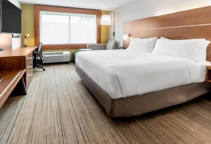 Отель Holiday Inn Express Milwaukee West Allis By Ihg