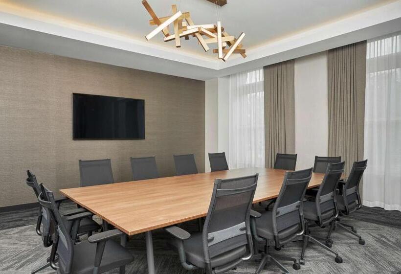 فندق Hyatt Place Chicago Medical/university District