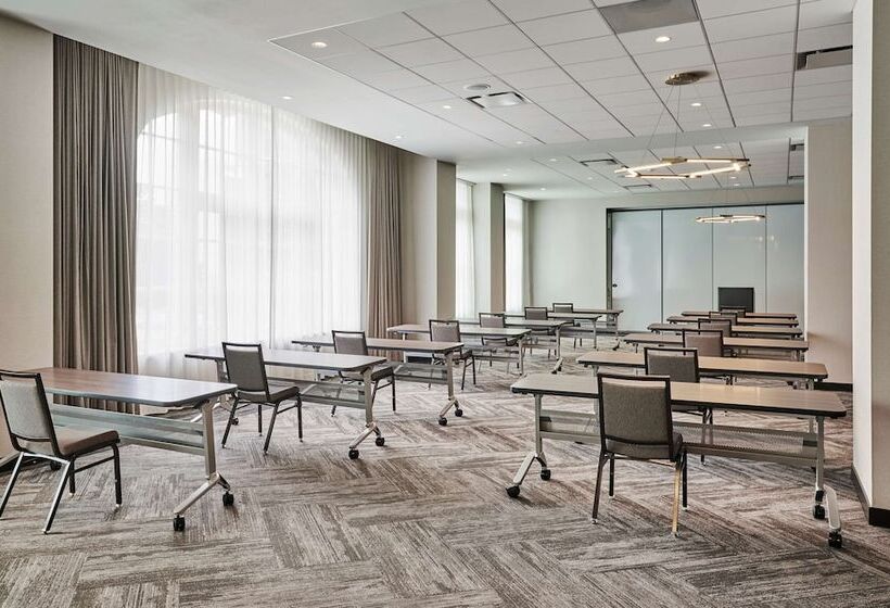 فندق Hyatt Place Chicago Medical/university District