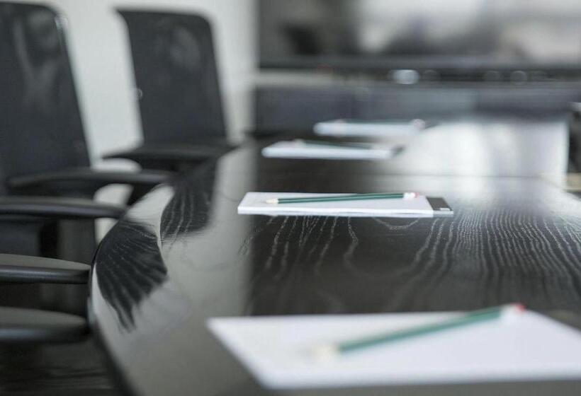 ホテル Indigo   Columbus At Riverfront Place, An Ihg