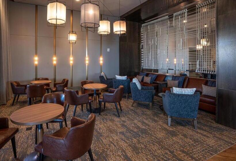 هتل Indigo   Columbus At Riverfront Place, An Ihg