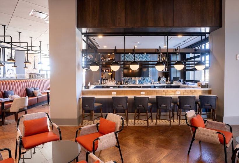 هتل Indigo   Columbus At Riverfront Place, An Ihg