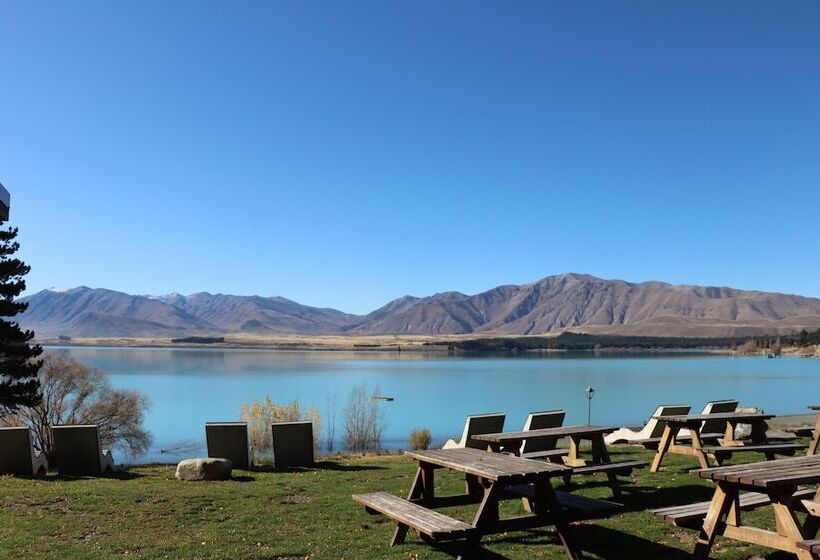 בית מלון כפרי Lakes Edge Holiday Park