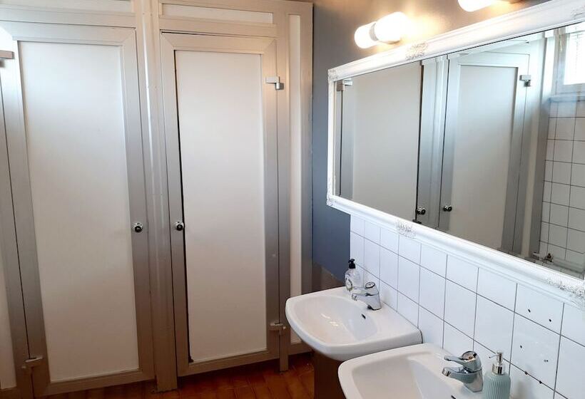 فندق Li Kaatrahovi