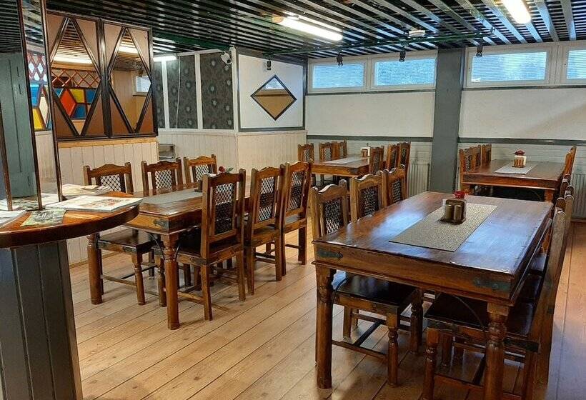 فندق Li Kaatrahovi