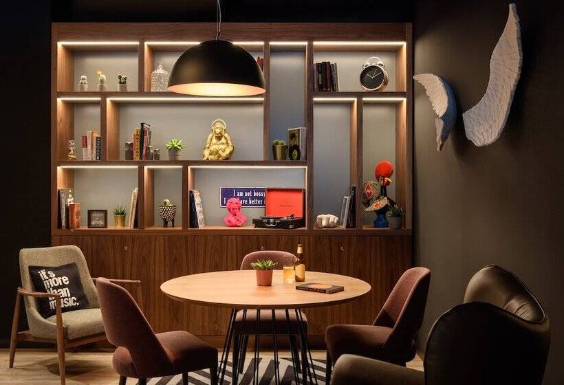 فندق Moxy Lisboa Oriente