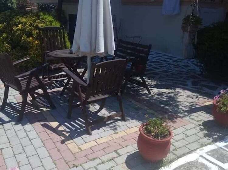 فندق Papanikolaou