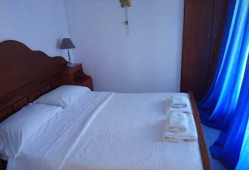 فندق Papanikolaou