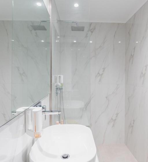 هتل Samaras Beach