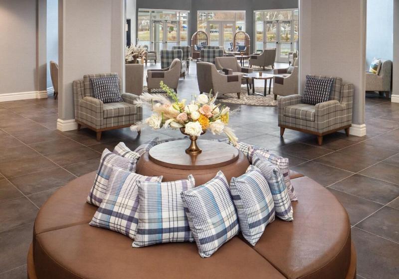 فندق Voco Saranac Lake Ny Waterfront, An Ihg