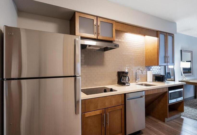 Отель Staybridge Suites   Sioux City Southeast, An Ihg