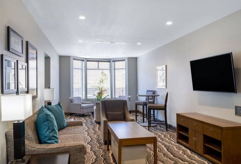 Отель Staybridge Suites   Sioux City Southeast, An Ihg