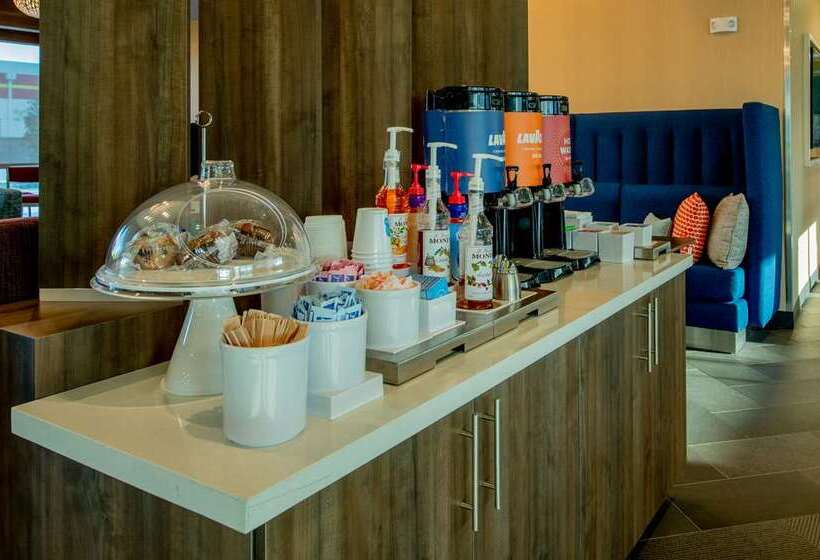 Отель Tru By Hilton The Colony Dallas