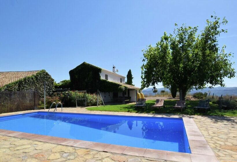 Lavish Cottage In Fuentes De Cesna With Pool