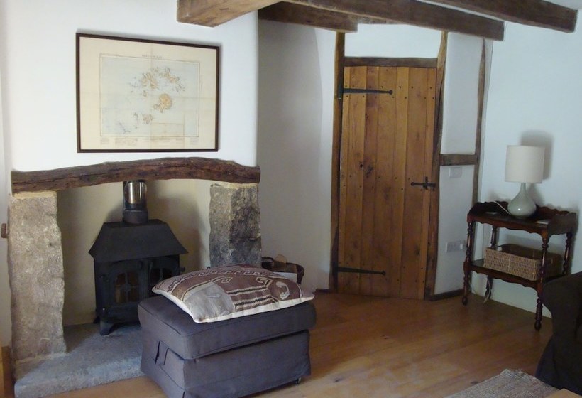 Lovely Cottage In Tavistock With Barbecue