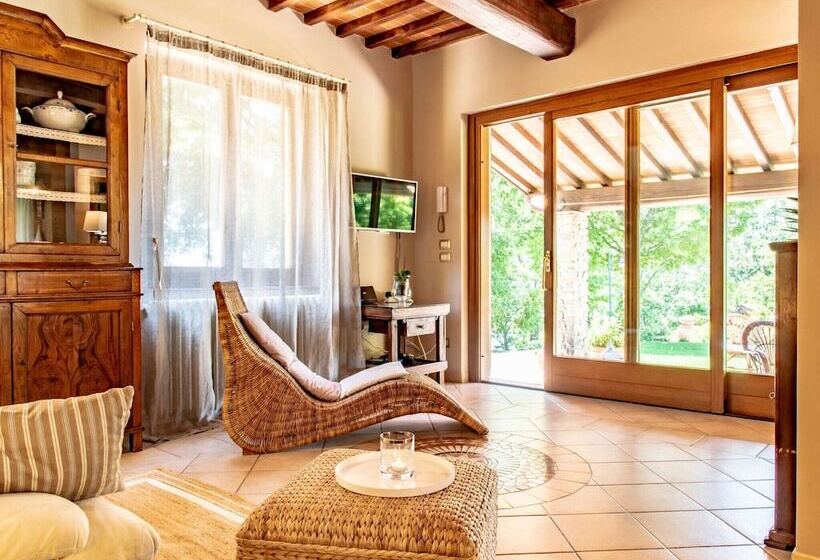 Cottage In Tuscany With Private Pool