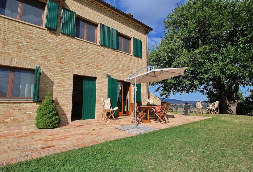 Luxurious Cottage With Swimming Pool In Montelabbate