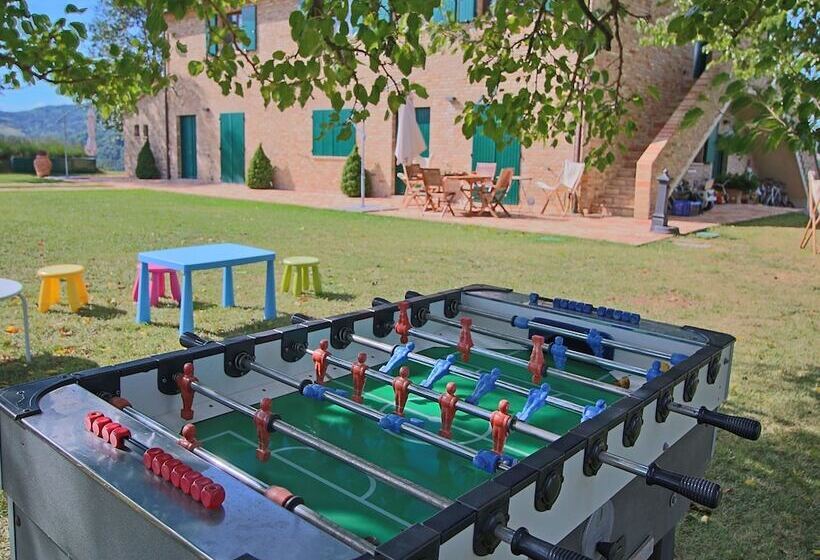 Luxurious Cottage With Swimming Pool In Montelabbate