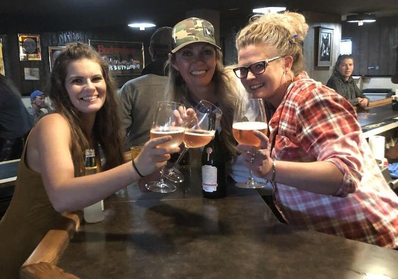 فندق على الطريق Challis Roadhouse