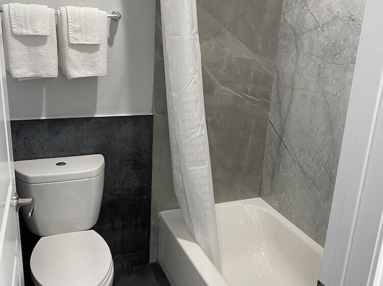 汽车旅馆  Palace Inn Crosby