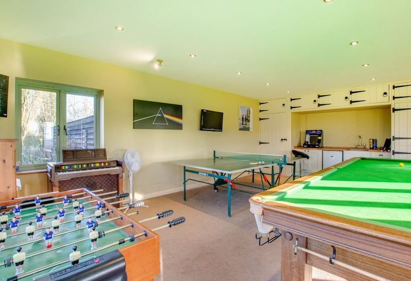 Peaceful Cottage In Reepham With Terrace