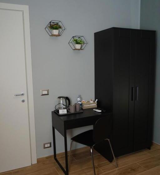 פנסיון Apulia Rooms Bari