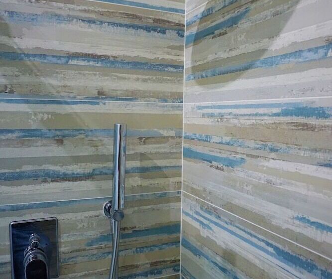 פנסיון Apulia Rooms Bari