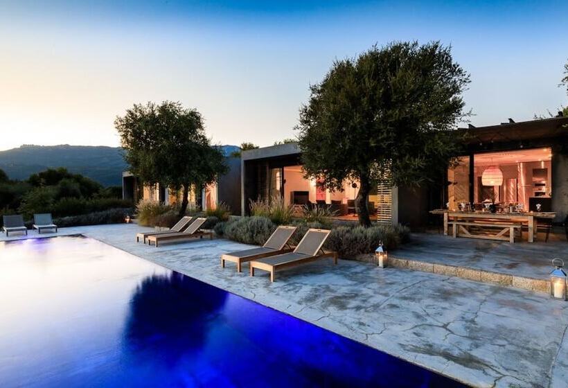 펜션 Domaine De Peretti Della Rocca