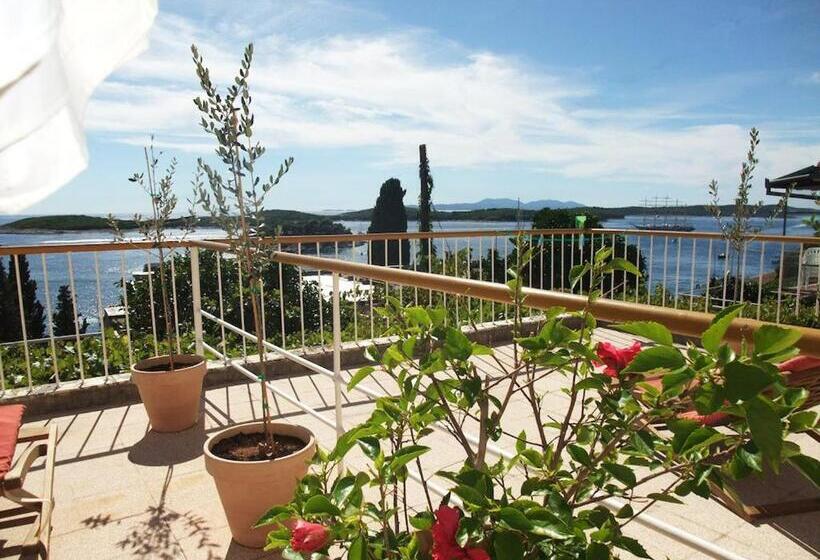 پانسیون Rooms Vinka Tudor