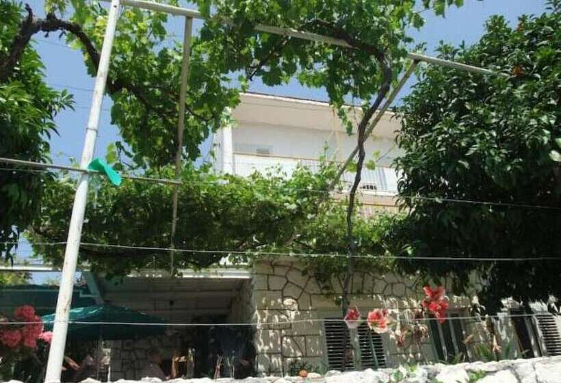 پانسیون Rooms Vinka Tudor