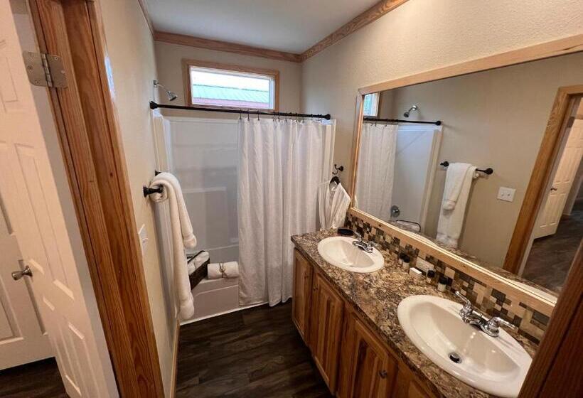 The Hideout Golf Club & Resort