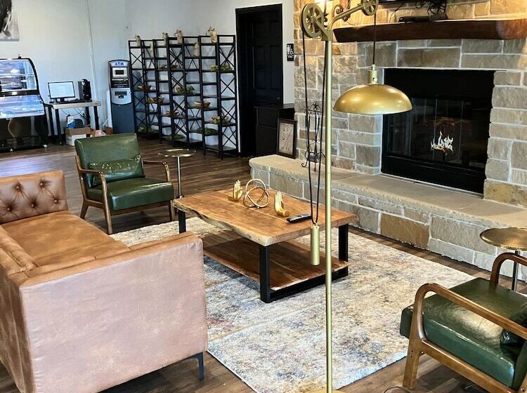 The Hideout Golf Club & Resort