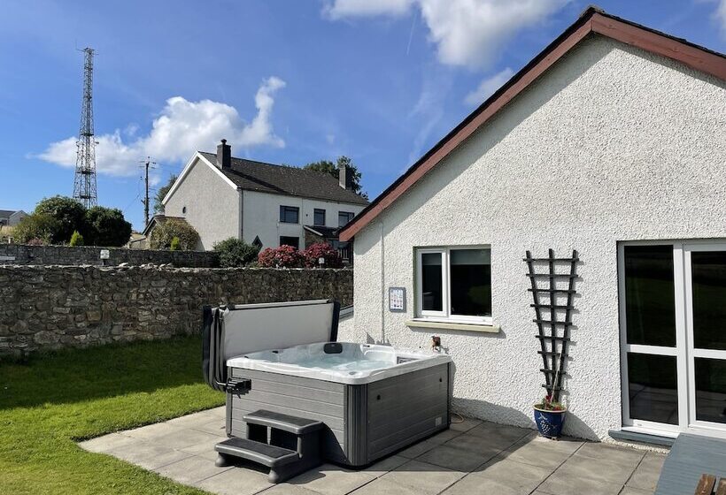 Trenewydd Farm Holiday Cottages