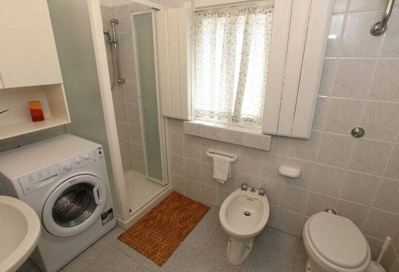 Typical Trullo With Conical Roof In Excellent Area Near Sea