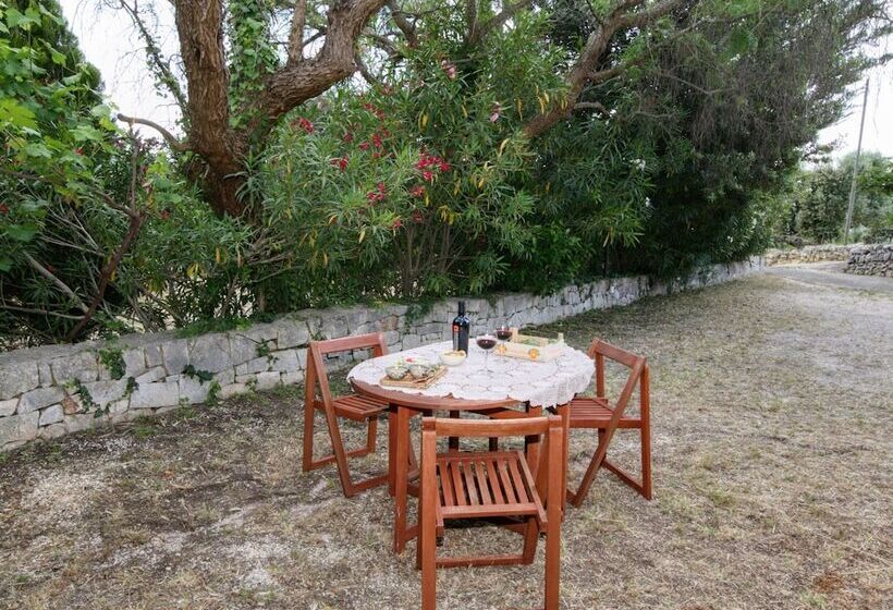 Typical Trullo With Conical Roof In Excellent Area Near Sea