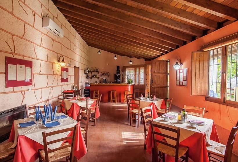 Vintage Farmhouse In Algarinejo With Terrace