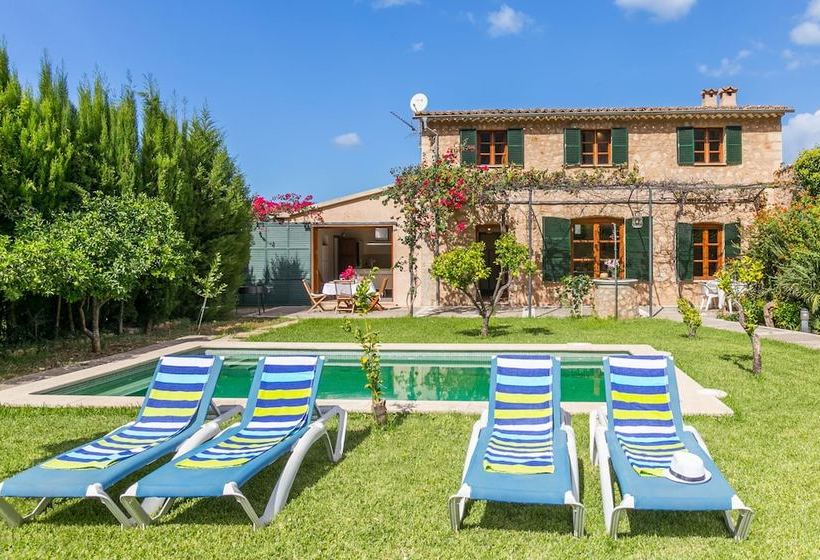 Beautiful Mallorcan Villa With Pool In Soller
