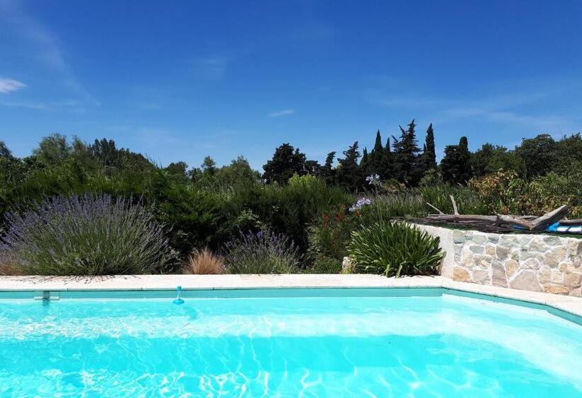 تختخواب و صبحانه Aigues Marines