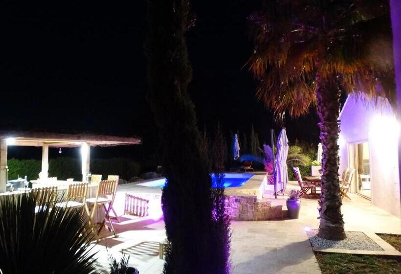 تختخواب و صبحانه Aigues Marines