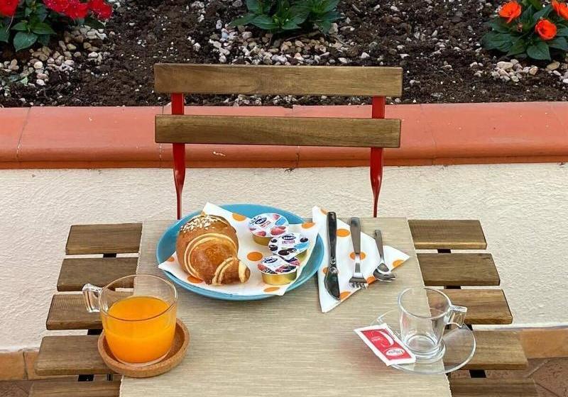 צימר Casa Sunrise A 10 Mt. Dal Mare