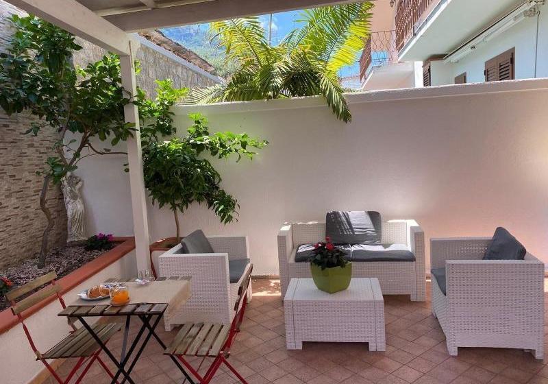 צימר Casa Sunrise A 10 Mt. Dal Mare