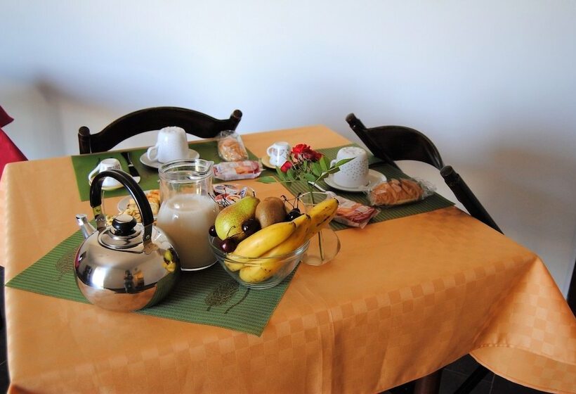 تختخواب و صبحانه Casale Clemente